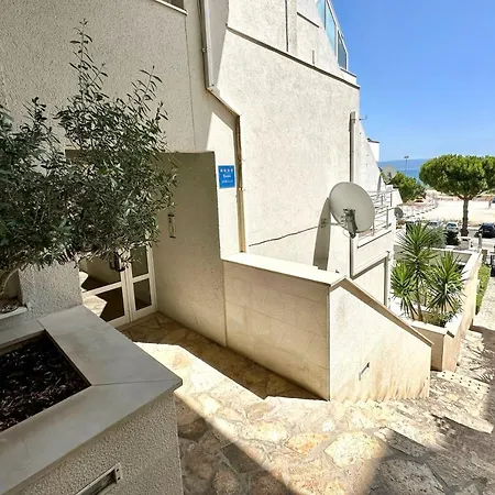 Nakic Apartment